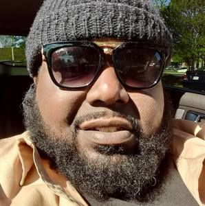 Meet your Posher, Quincy